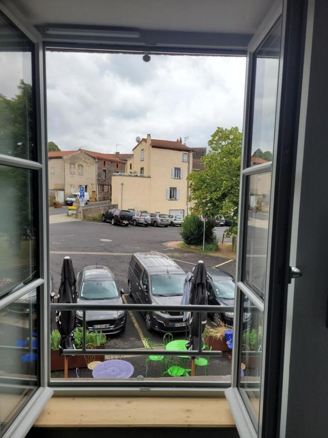Chambres D'Hotes Du Bistrot D'Ici Saint-Saturnin  Exterior photo